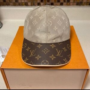 Louis Vuitton Hat